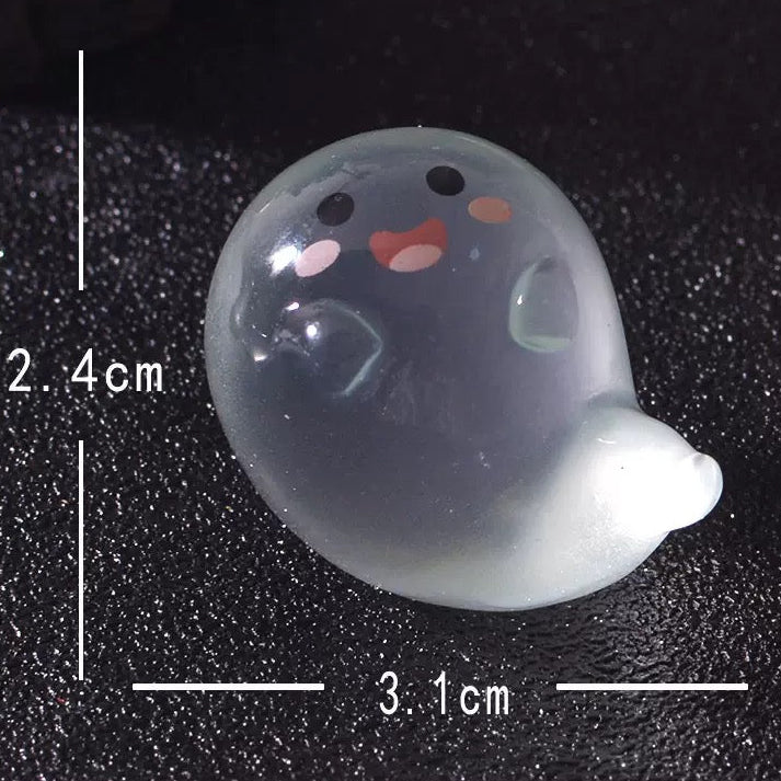 Ghost resin charm size and weight reference