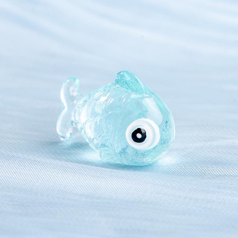 Cute mixed glow in the dark fish resin cabochons 22 by 15mm