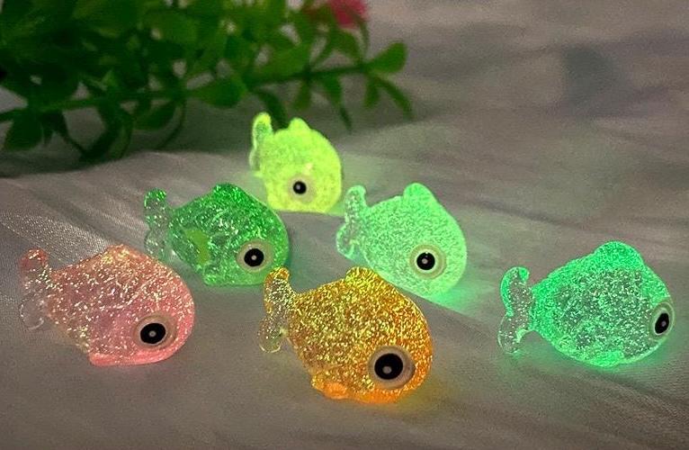 Cute mixed glow in the dark fish resin cabochons 22 by 15mm