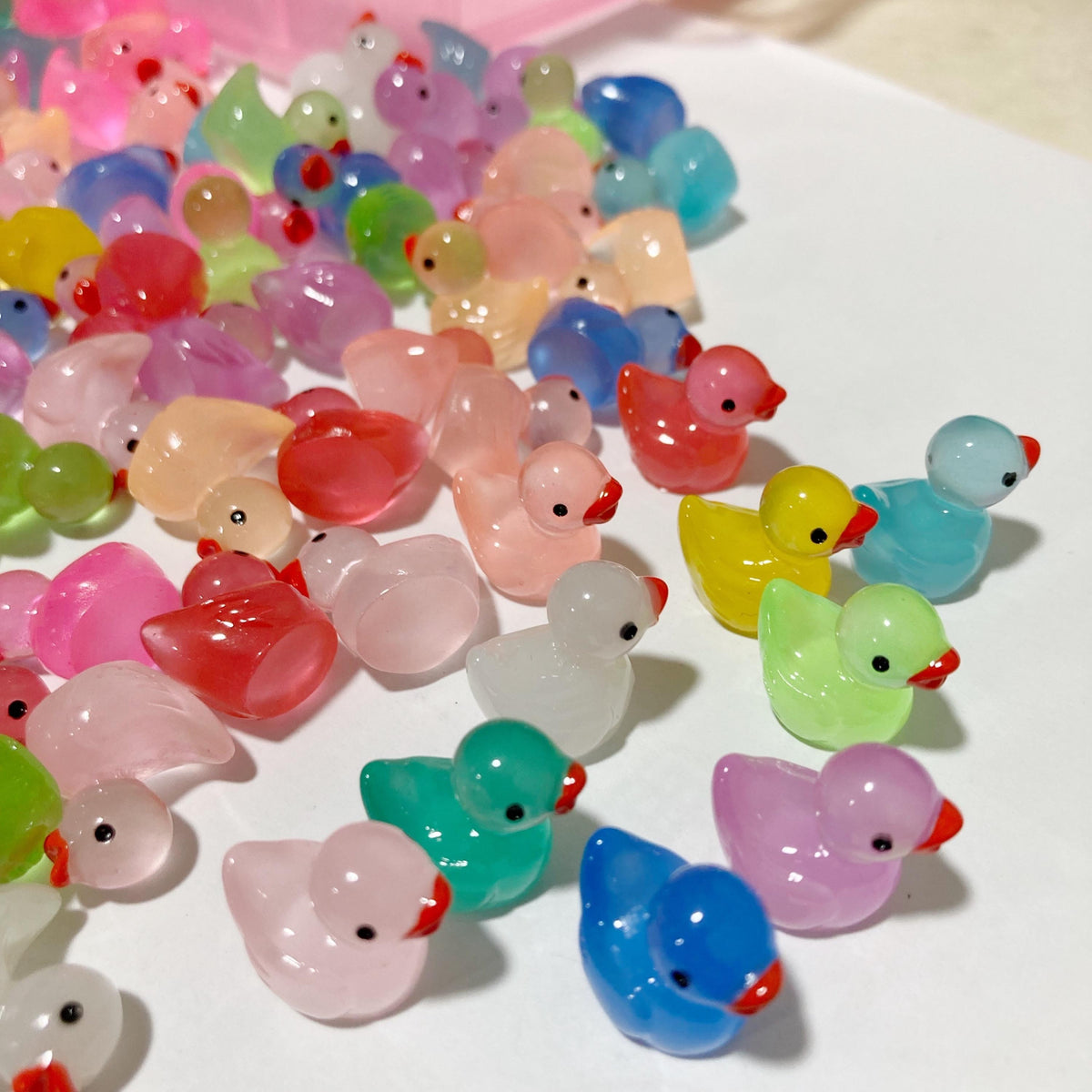 Glow in the Dark Colorful Duck Resin Charms | Luminous Flatback Cabochons for DIY Crafts & Phone Case Decoration (14x17mm)