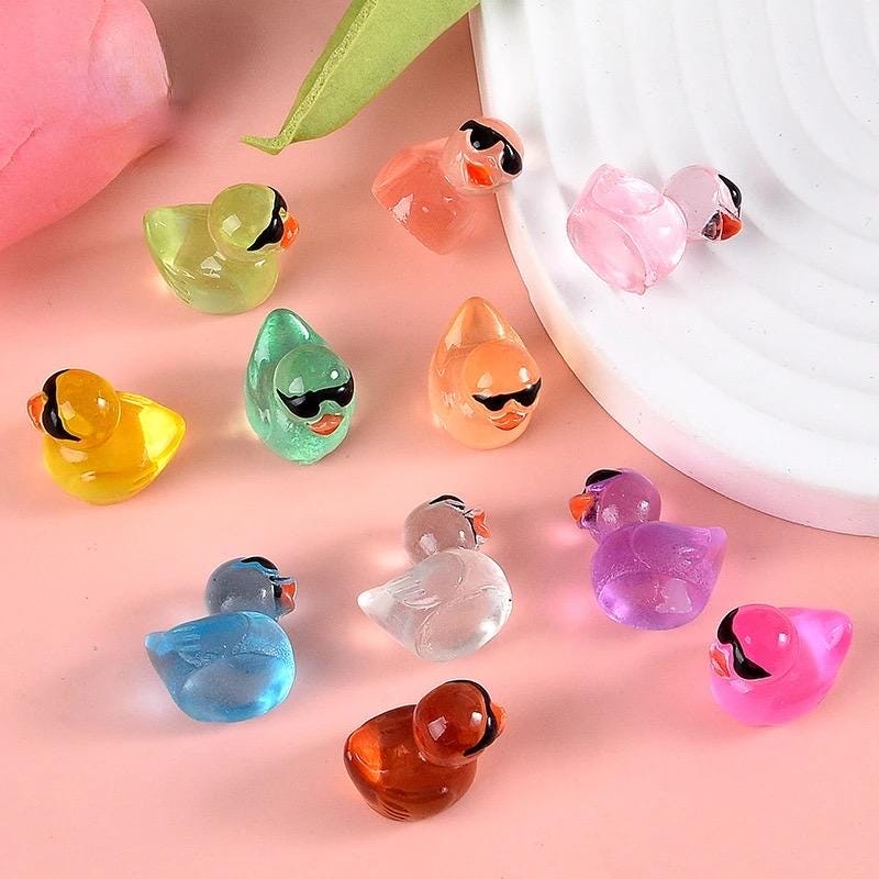 Glow in the Dark Duck with Glasses Resin Charms luminous flatback resin cabochons for DIY crafts