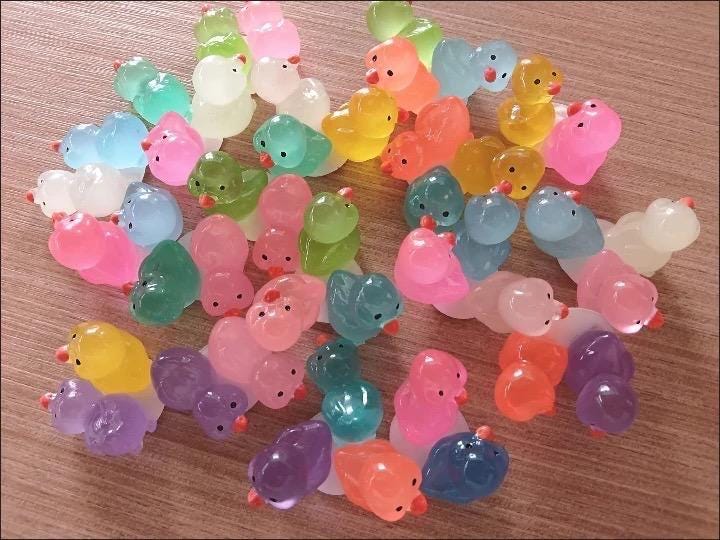 Glow in the dark mixed duck resin charm cabochon for DIY crafts and decoden