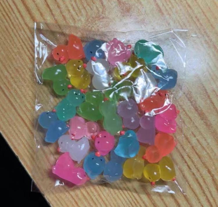Glow in the dark mixed duck resin charm cabochon for DIY crafts and decoden