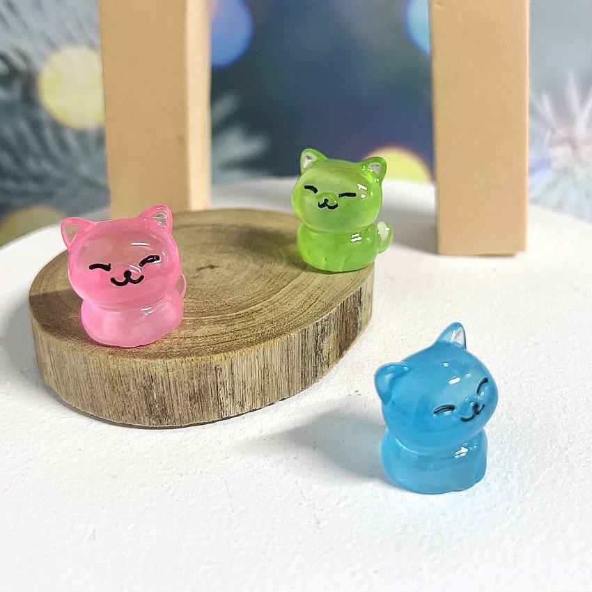 Glow in the Dark Mini Cat Resin Charms luminous flatback resin cabochons for DIY crafts