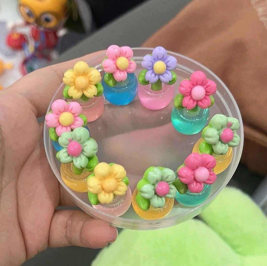 Glow in the Dark Flower Potted Plant Resin Charms | Luminous Flatback Cabochons for DIY Crafts & Phone Case Decoration (30x17mm)