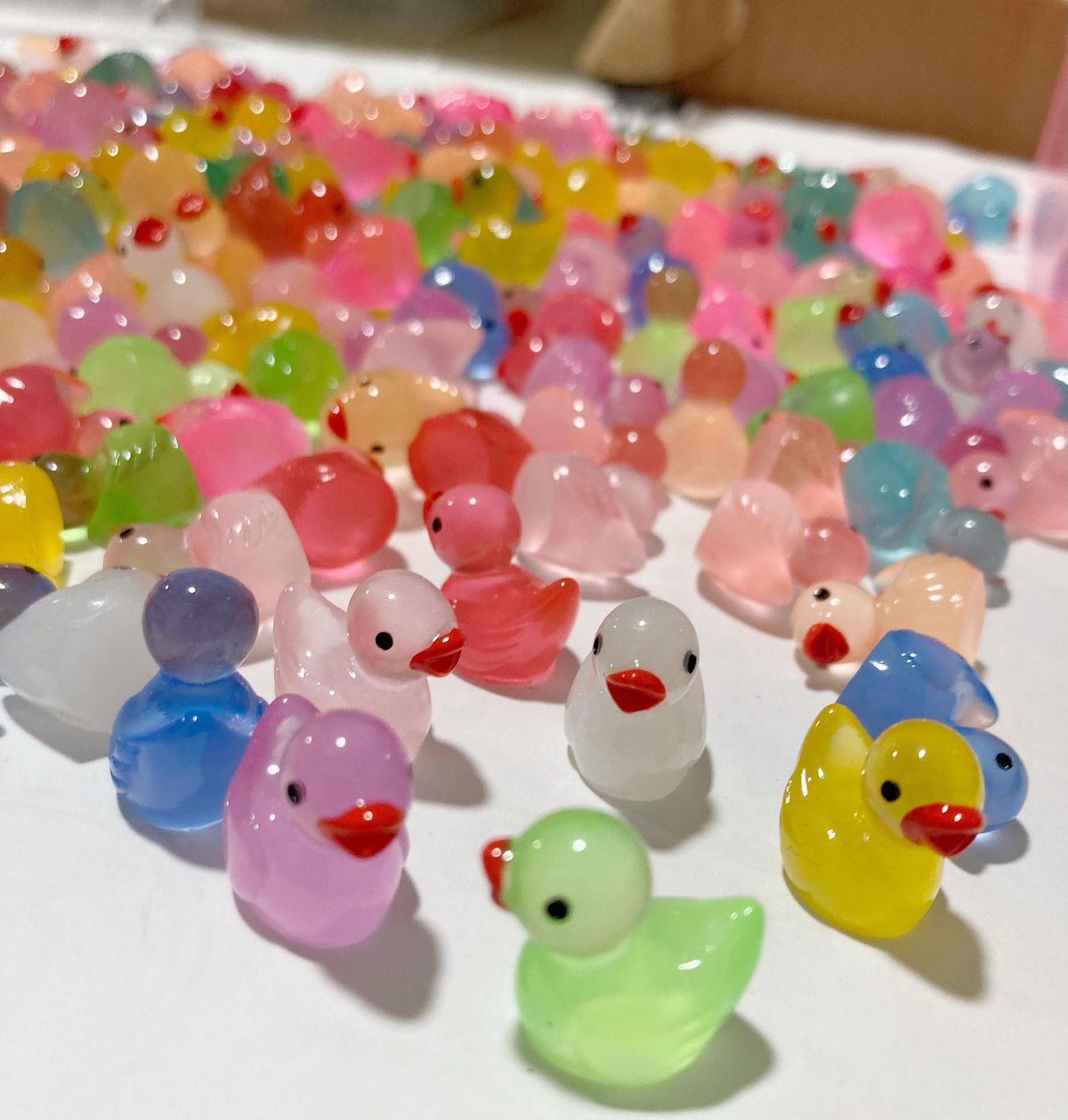 Glow in the Dark Colorful Duck Resin Charms | Luminous Flatback Cabochons for DIY Crafts & Phone Case Decoration (14x17mm)