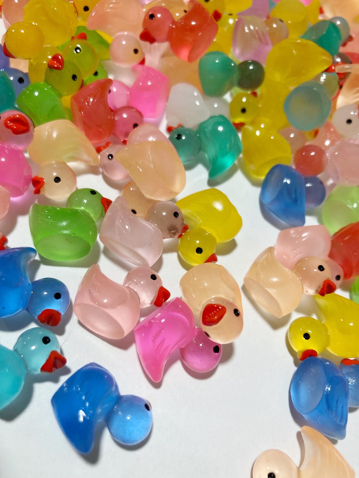 Glow in the Dark Colorful Duck Resin Charms | Luminous Flatback Cabochons for DIY Crafts & Phone Case Decoration (14x17mm)