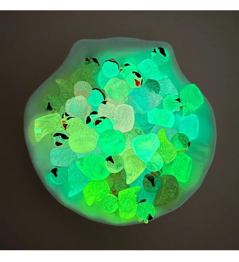 Glow in the Dark Duck with Glasses Resin Charms luminous flatback resin cabochons for DIY crafts