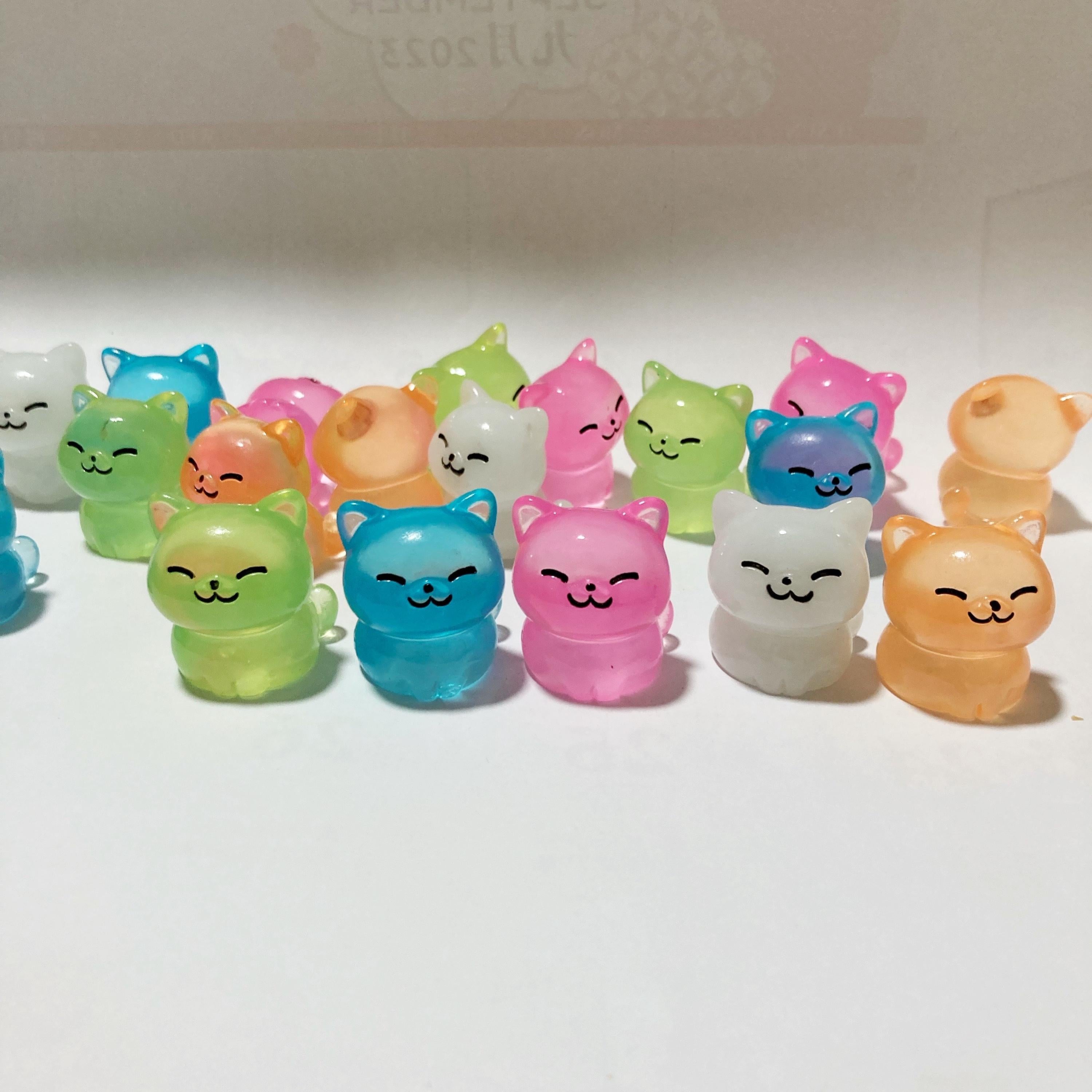 Glow in the Dark Mini Cat Resin Charms luminous flatback resin cabochons for DIY crafts