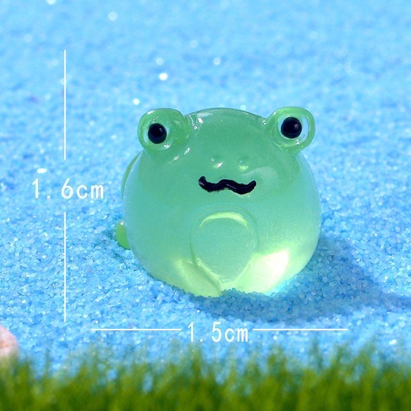 Glow in the dark frog resin charm cabochon for DIY crafts and decoden