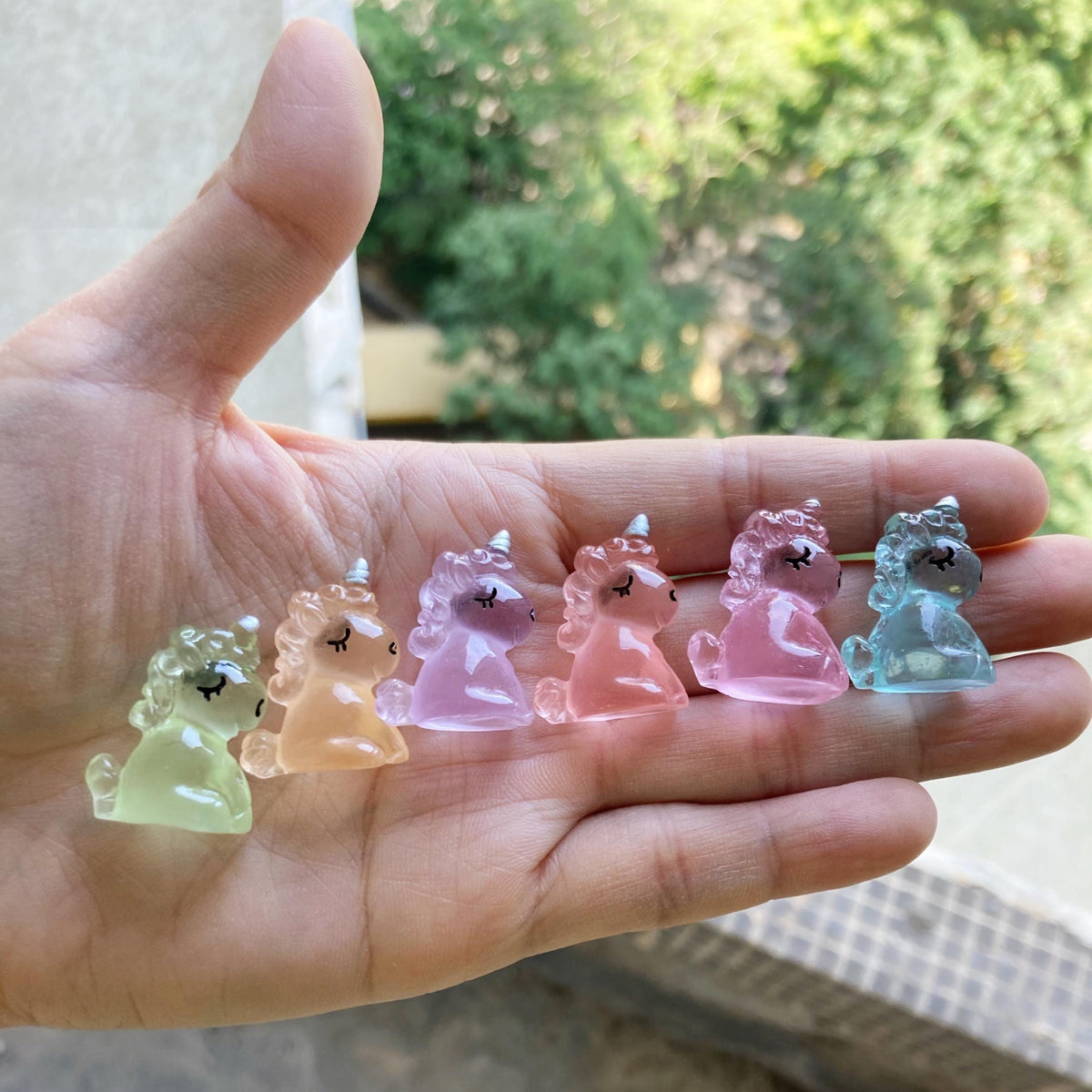 Glow in the Dark Unicorn & Horse Resin Charms | Luminous Flatback Cabochons for DIY Crafts & Phone Case Decoration (26x20mm)