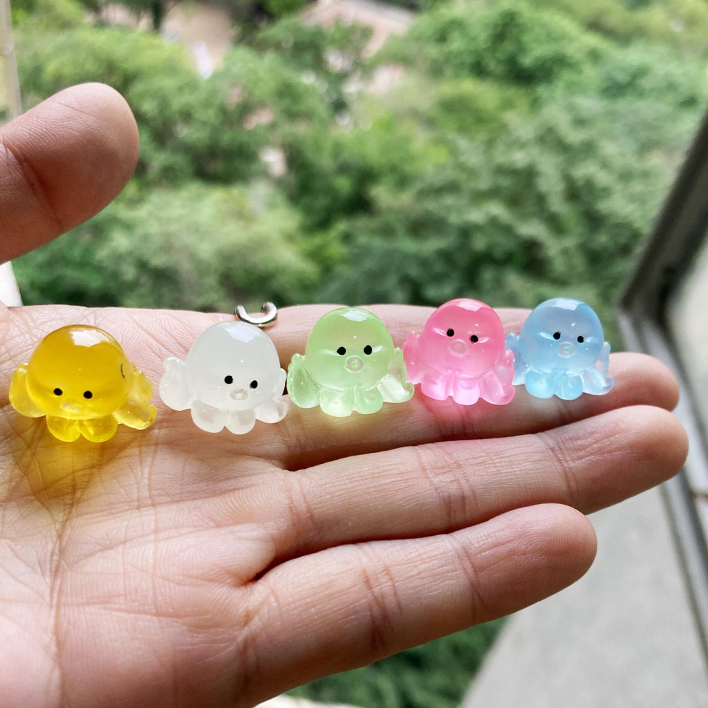 Glow in the Dark Octopus Resin Charms luminous flatback resin cabochons for DIY crafts