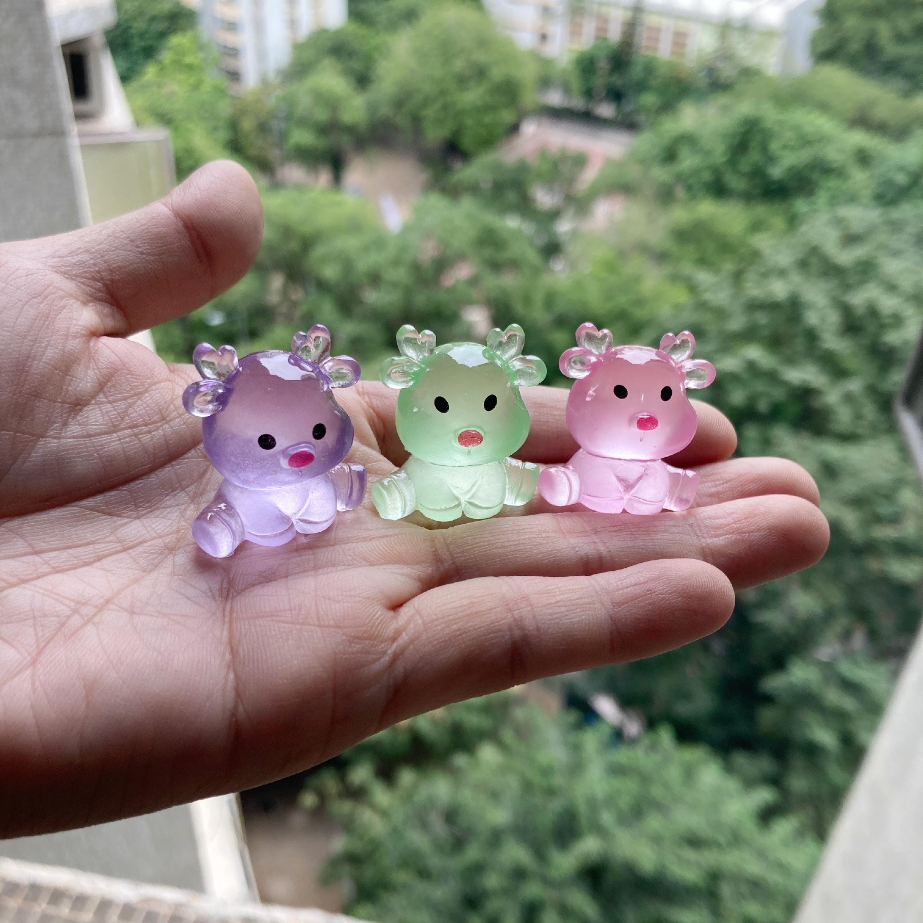 Glow in the Dark Deer Resin Charms | Luminous Christmas Flatback Cabochons for DIY Crafts (28x23mm)