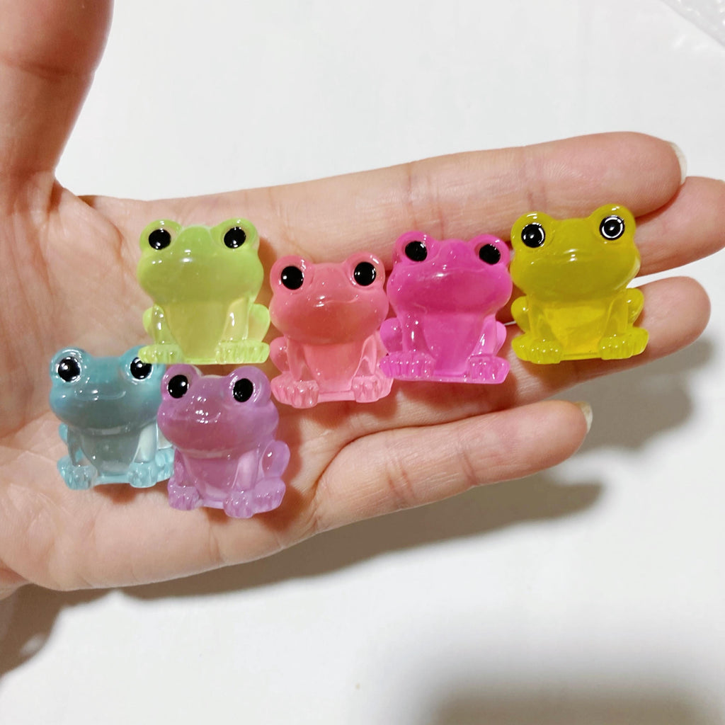 Glow in the Dark Mini Frog Resin Cabochons luminous flatback resin cabochons for DIY crafts