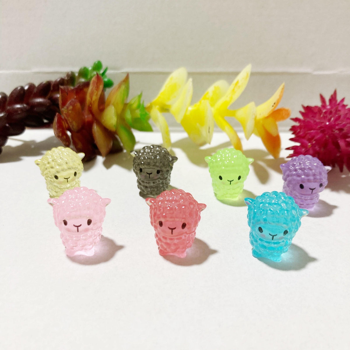 Glow in the Dark Sheep Resin Charms luminous flatback resin cabochons for DIY crafts