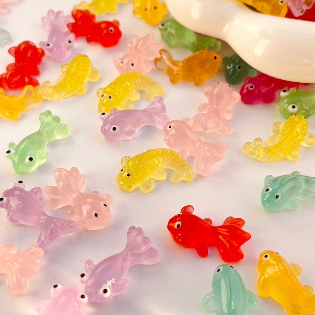 Glow in the Dark Fish Resin Charms luminous flatback resin cabochons for DIY crafts