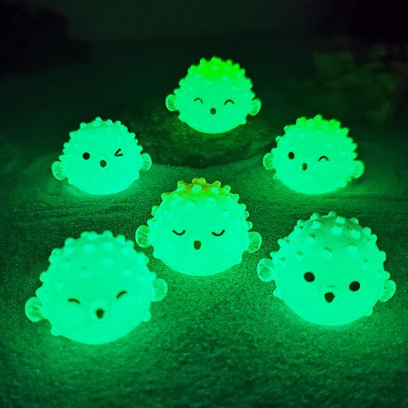 Glow in the Dark Pufferfish Resin Charms luminous flatback resin cabochons for DIY crafts