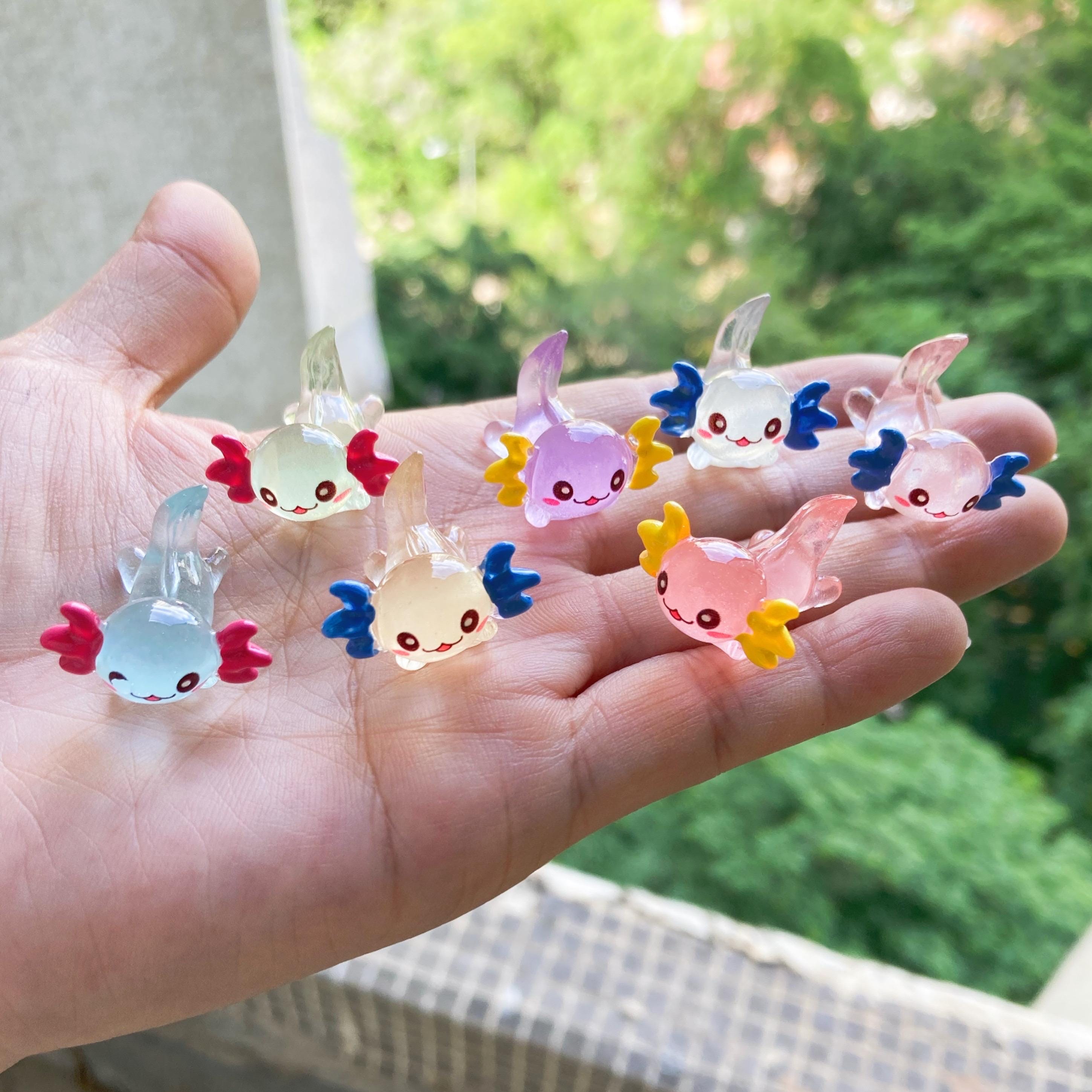 Glow in the Dark Salamander Resin Cabochons luminous flatback resin cabochons for DIY crafts