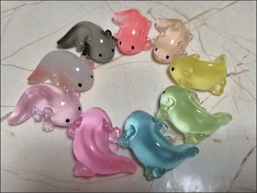 Glow in the Dark Salamander Resin Charms luminous flatback resin cabochons for DIY crafts