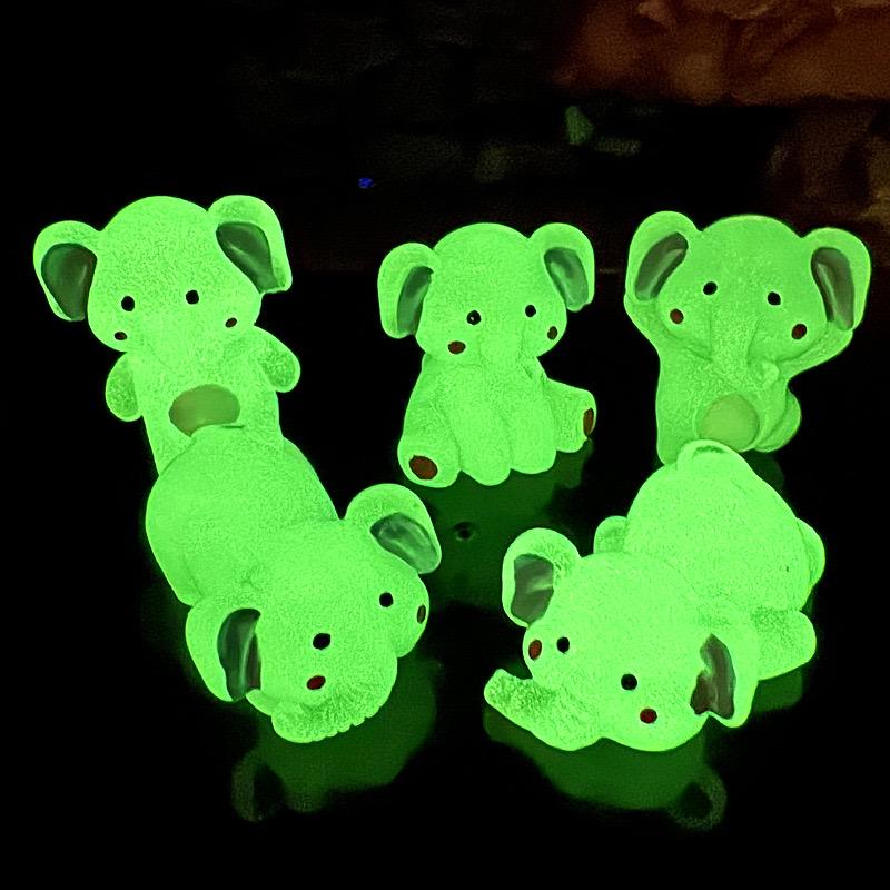 Glow in the Dark Elephant Resin Cabochons luminous flatback resin cabochons for DIY crafts