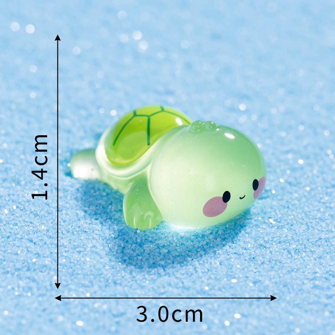 Mixed green turtle glow in the dark resin cabochons