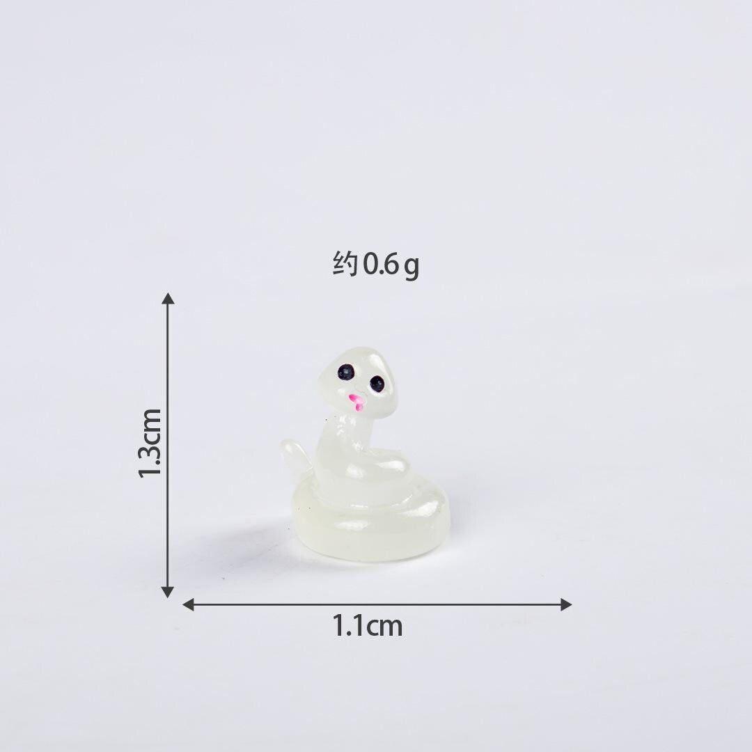 Glow in the Dark Snake Resin Charms | Luminous Colorful Flatback Cabochons for DIY Crafts, Jewellery Making & Earrings
