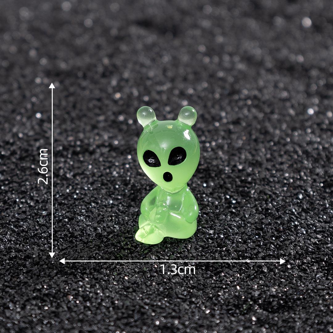 Glow in the Dark Alien Resin Charms | Luminous Space Creature Flatback Cabochons for DIY Crafts, Jewellery Making & Earrings