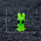 Glow in the dark alien resin charm cabochon for DIY crafts and decoden